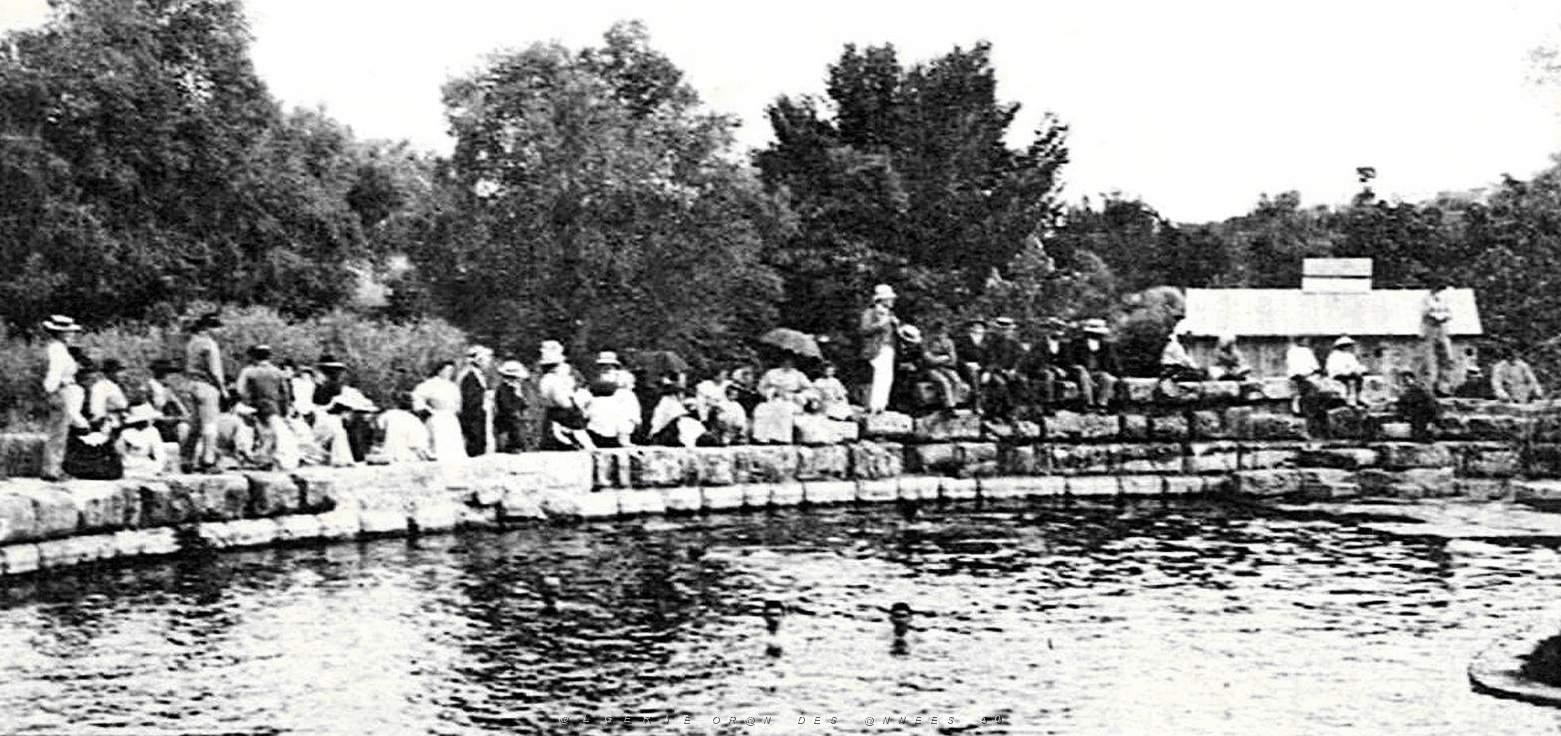 823- Guelma - La Fontaine chaude2.jpg